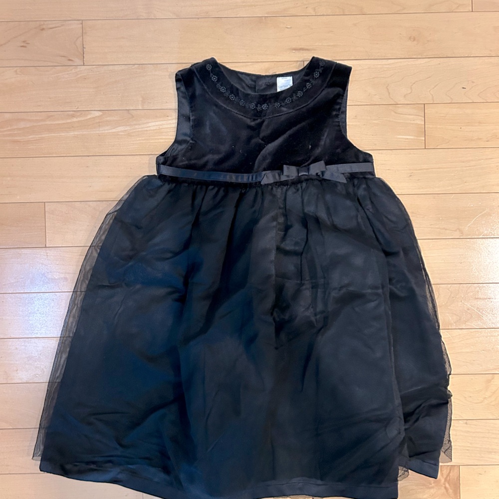 Girls Carter’s Gown